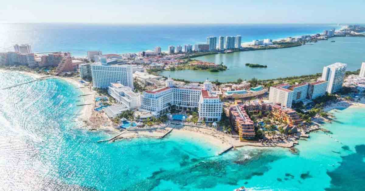 buy real estate cancun area hotel